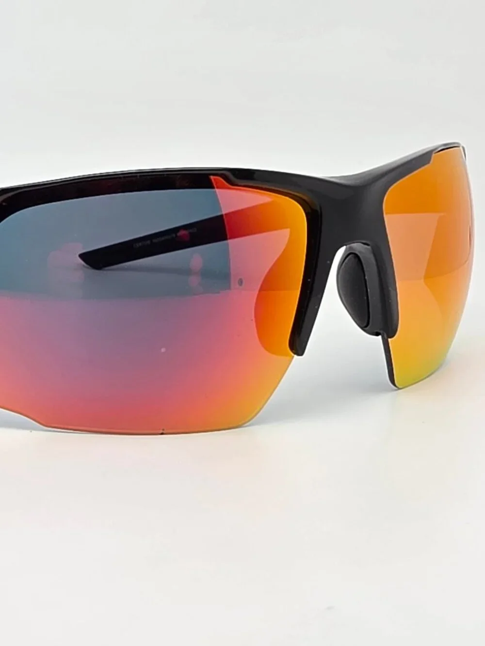 Tifosi Centus Golf Gloss Black Frame Red Mirror Lens Sunglasses w/ Case Taiwan